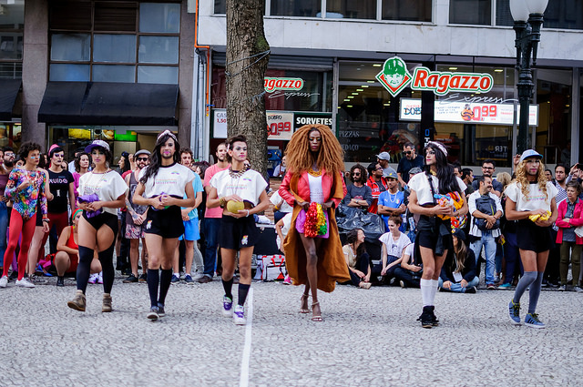 Pela liberdade e pela alegria | Festival de Curitiba 2017 – parte I